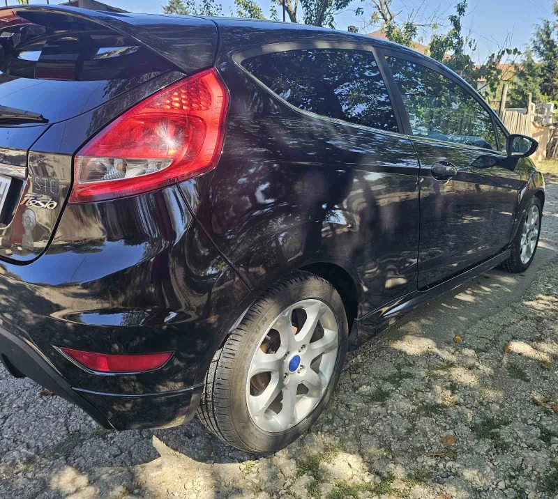 Ford Fiesta, снимка 3 - Автомобили и джипове - 52676549