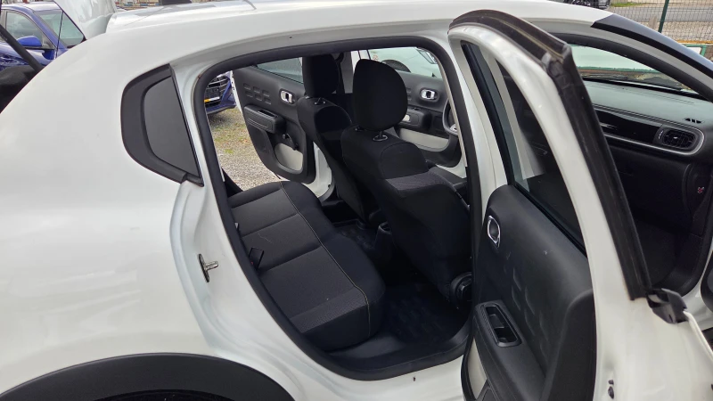 Citroen C3 1.2i SHINE, снимка 13 - Автомобили и джипове - 52178762