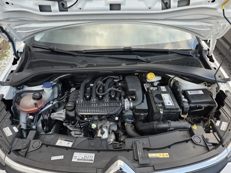 Citroen C3 Facelift 1.2PureTech, снимка 15 - Автомобили и джипове - 52514021