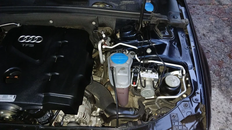 Audi A4 1.8TFSI #НАВИГАЦИЯ# КЛИМАТРОН 4999е   , снимка 11 - Автомобили и джипове - 52634555
