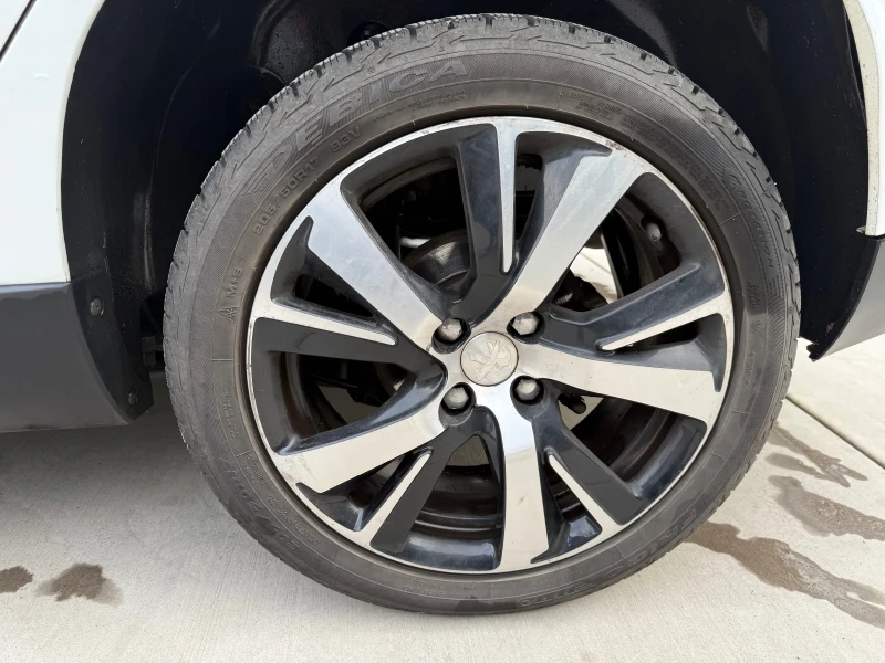 Peugeot 2008 1.6HDI* Allure* , снимка 14 - Автомобили и джипове - 52790860