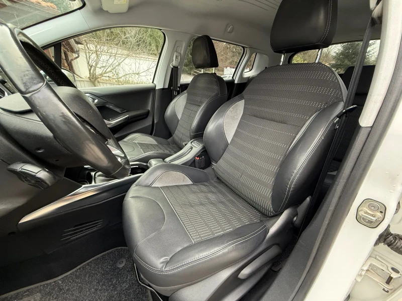 Peugeot 2008 1.6HDI* Allure* , снимка 7 - Автомобили и джипове - 52790860