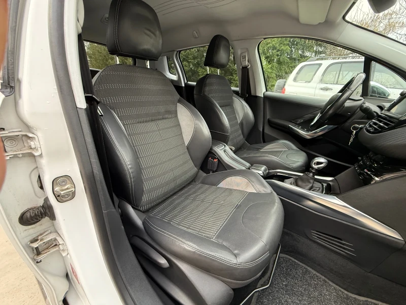 Peugeot 2008 1.6HDI* Allure* , снимка 12 - Автомобили и джипове - 52790860