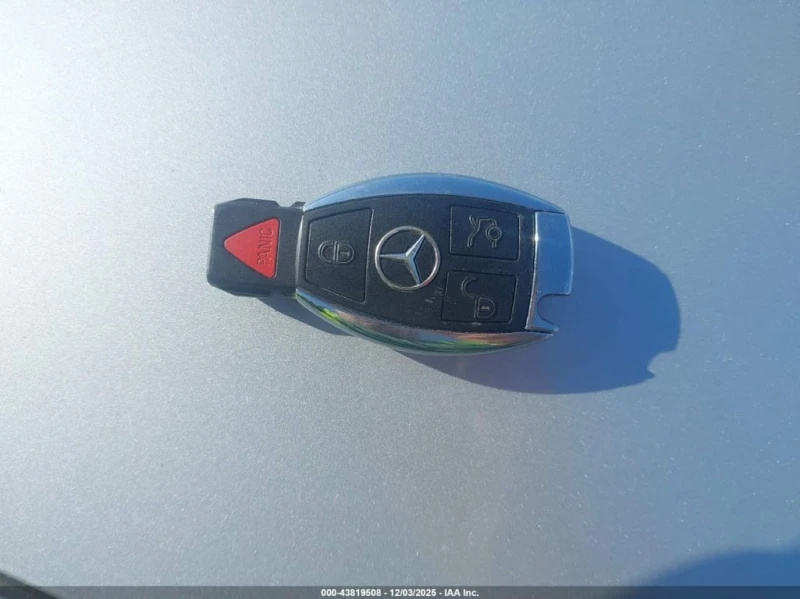 Mercedes-Benz S 550 * CARFAX * БЕЗ ПЪРВОНАЧАЛНА ВНОСКА, снимка 11 - Автомобили и джипове - 52856391