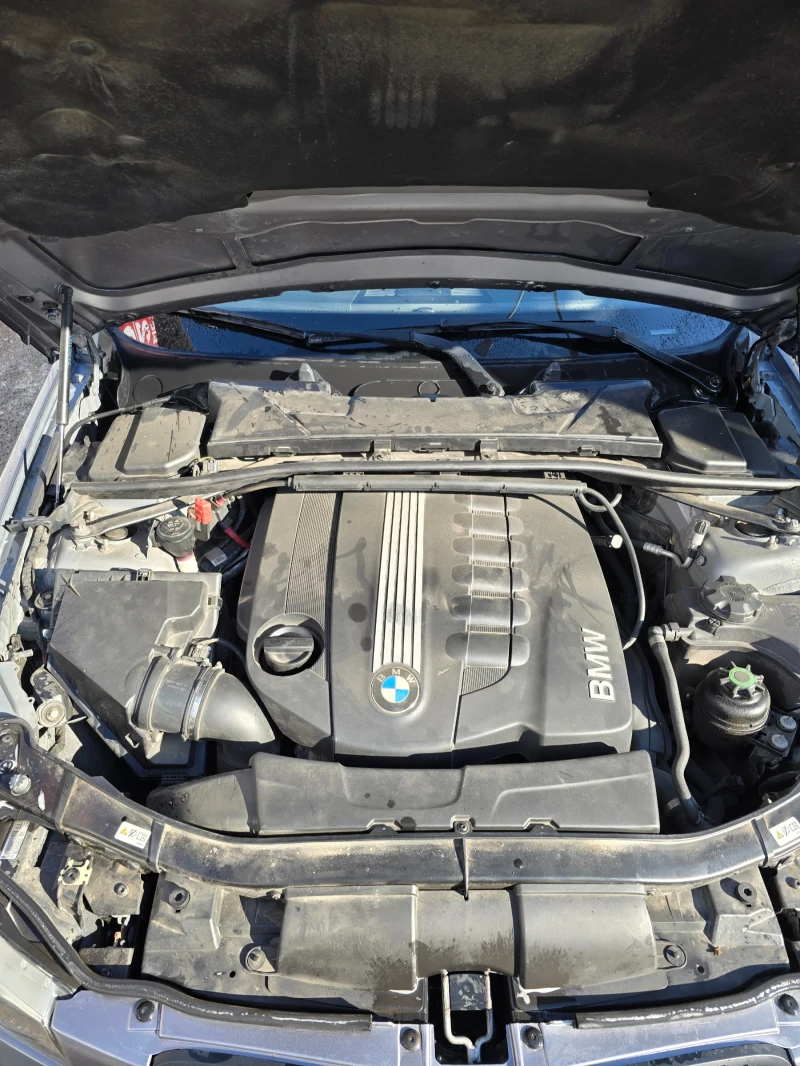 BMW 330 xd Facelift, снимка 7 - Автомобили и джипове - 53165812