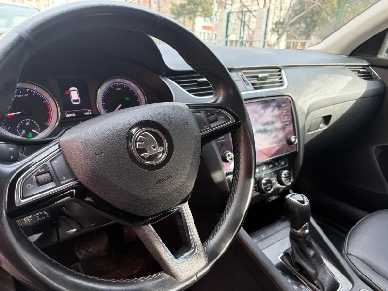 Skoda Octavia 1.5 G TECH Auto Ambient, снимка 8 - Автомобили и джипове - 53456671