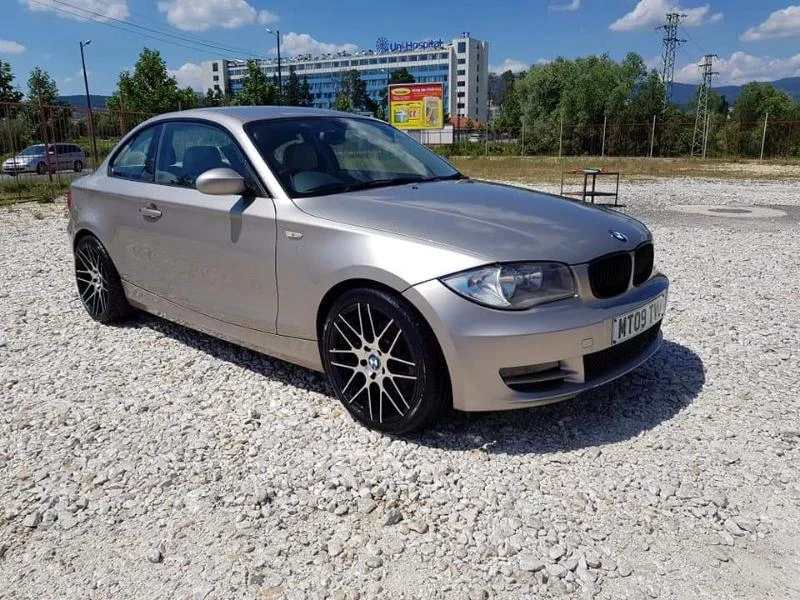 BMW 120 Купе, снимка 1 - Автомобили и джипове - 37973490