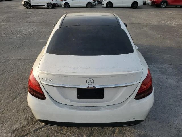 Mercedes-Benz C 300, снимка 6 - Автомобили и джипове - 48378385