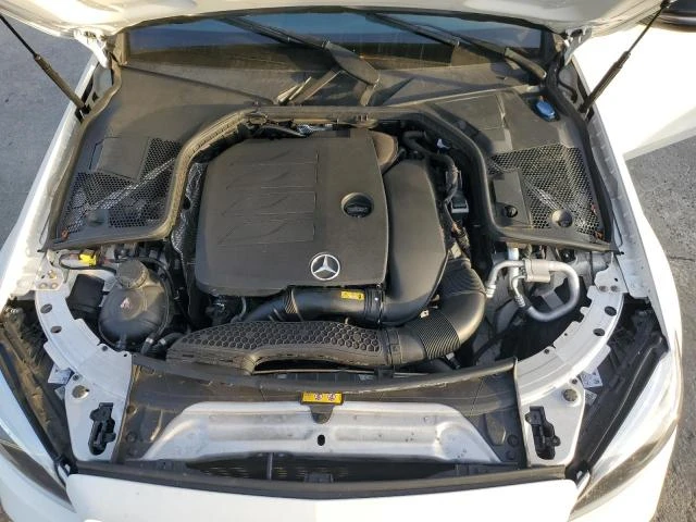 Mercedes-Benz C 300, снимка 11 - Автомобили и джипове - 48378385