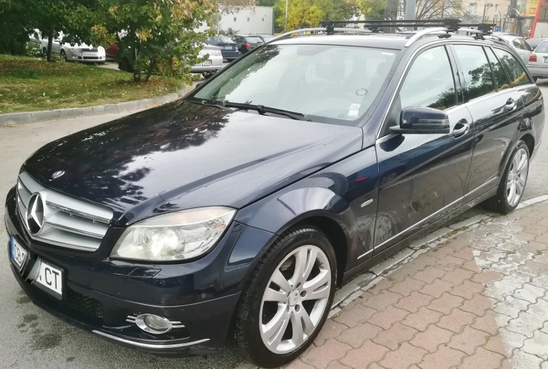 Mercedes-Benz C 320  - изображение 2