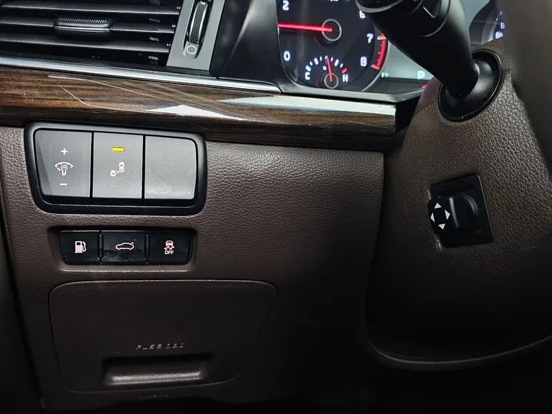 Kia K7 3.3 Gdi Noblesse Special, снимка 15 - Автомобили и джипове - 55735053