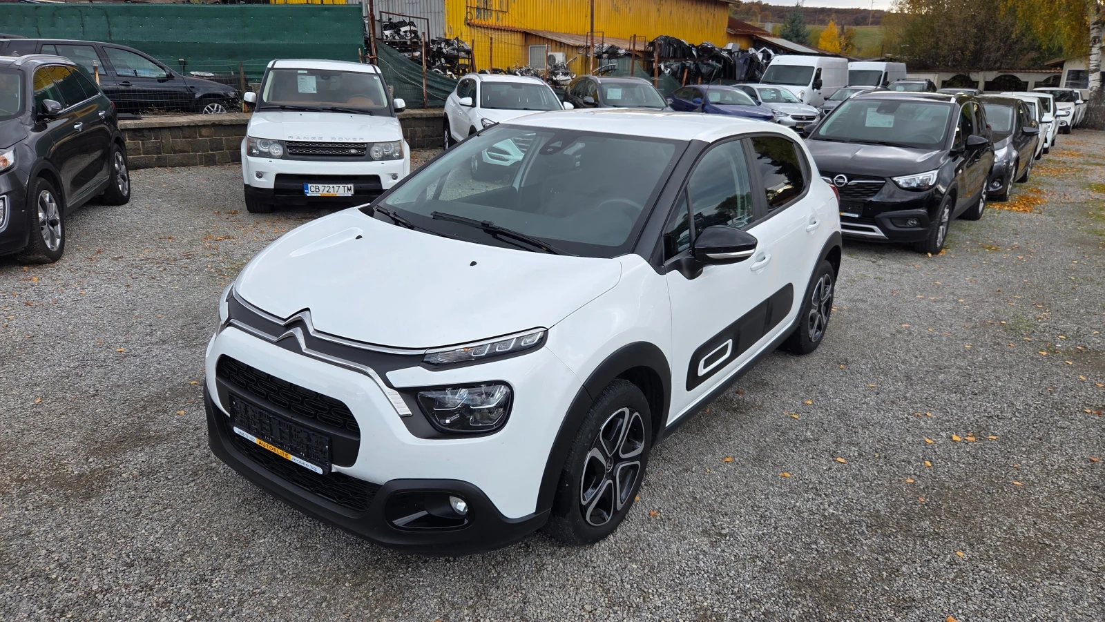 Citroen C3 1.2i SHINE, снимка 1