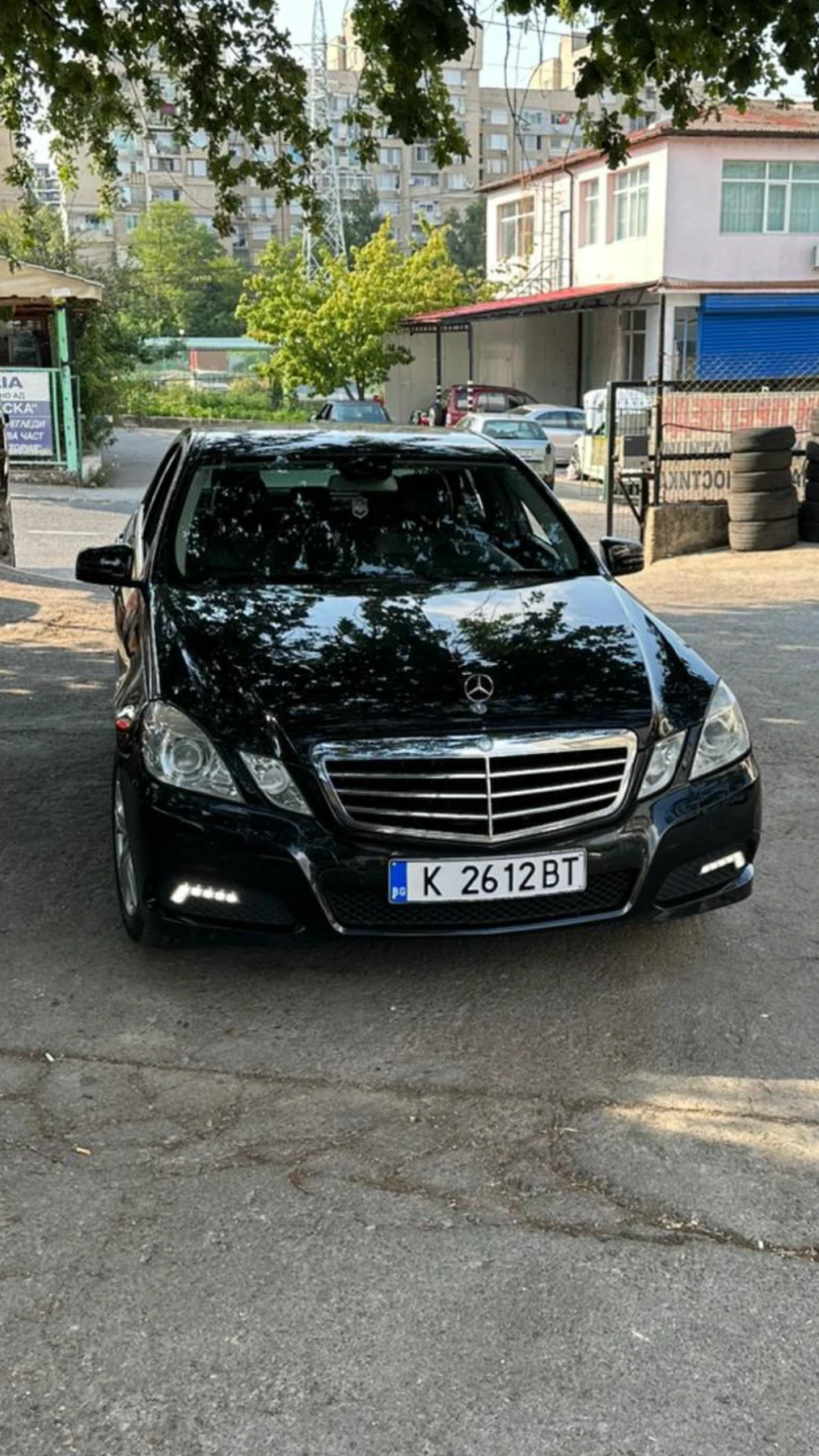 Mercedes-Benz E 200, снимка 1