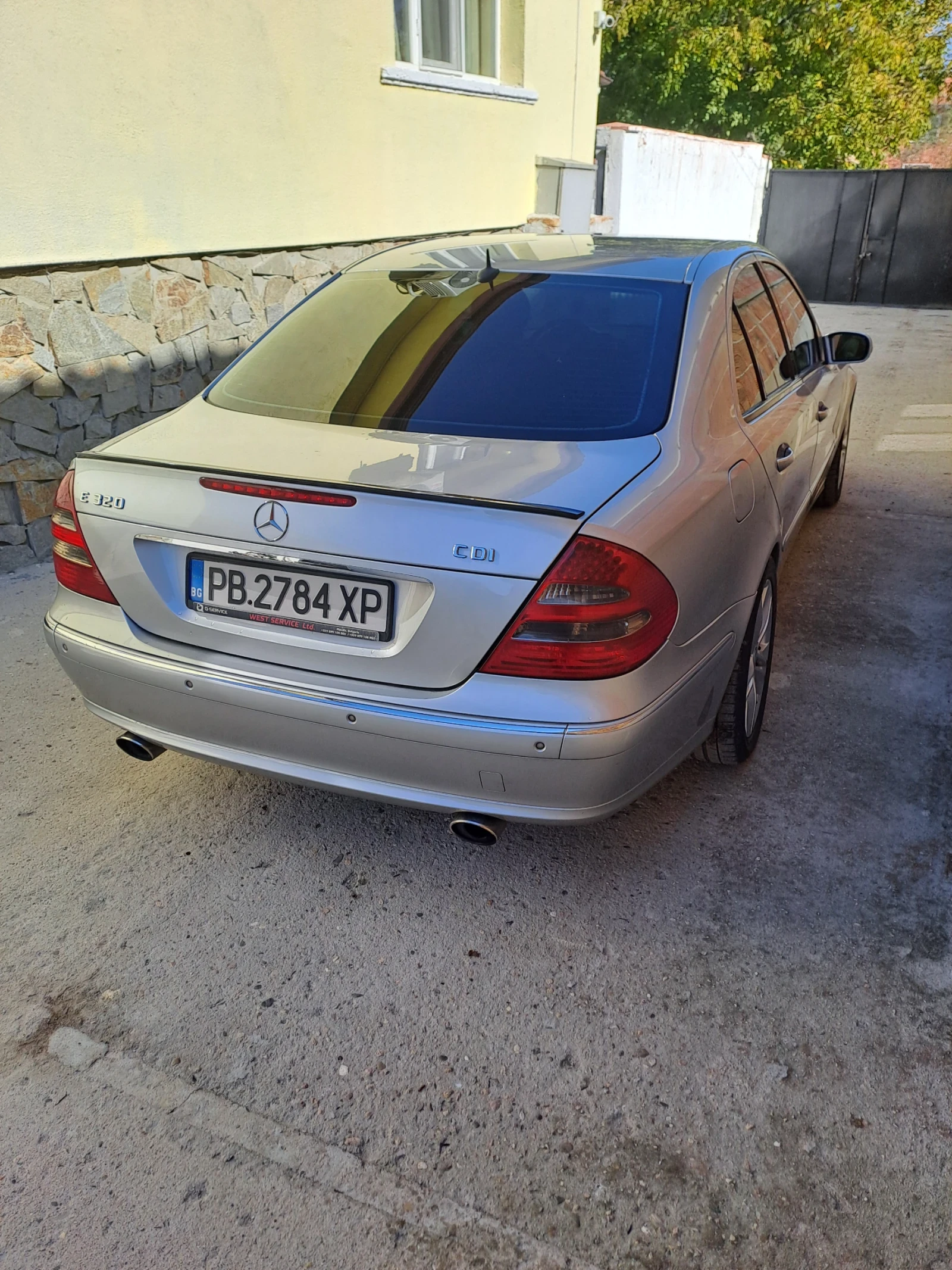 Mercedes-Benz E 320 CDI - изображение 5