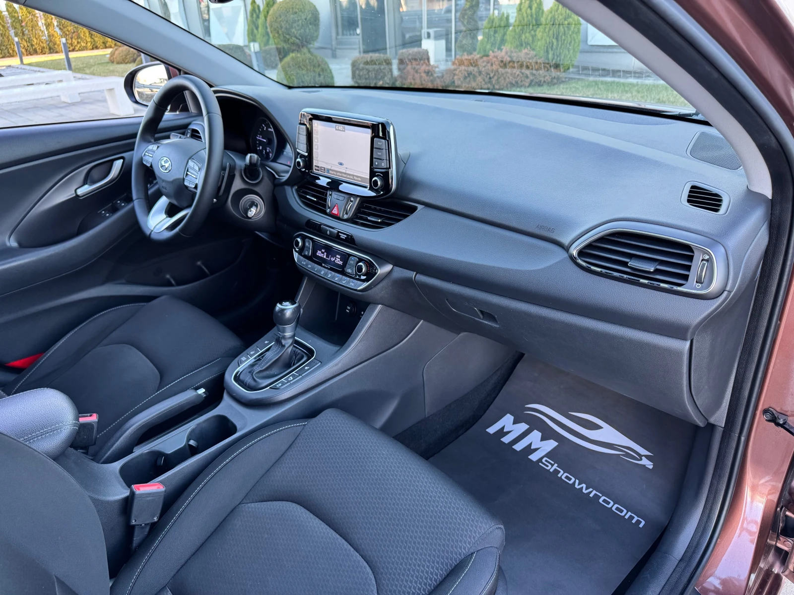 Hyundai I30 -1.6CRDI---- | Mobile.bg   11