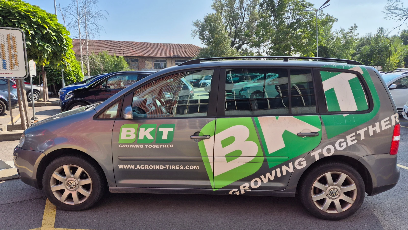 VW Touran 2.0 TDI - изображение 3