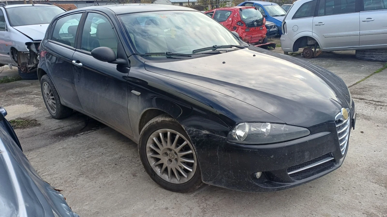 Alfa Romeo 147 1.9JTDM, Face - изображение 2