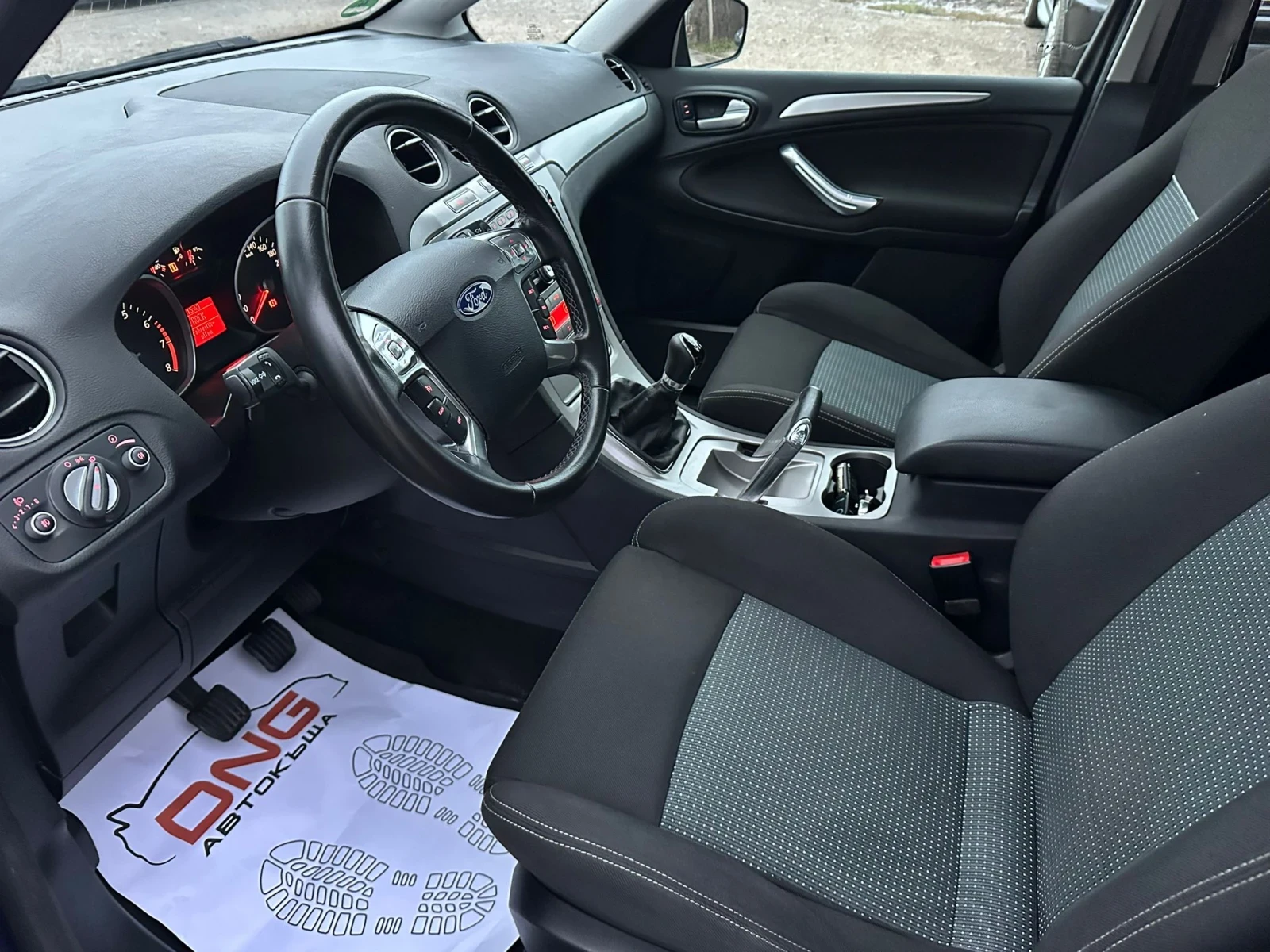 Ford S-Max 2, 000 EURO5 - изображение 8