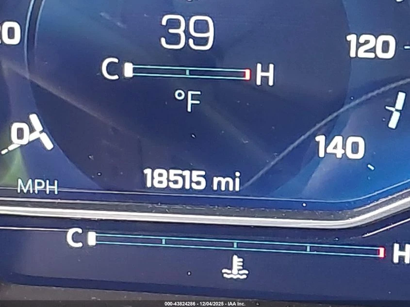 Chevrolet Silverado 5.3L V-8 DI, VVT, 355HP 4X4 Drive - изображение 8