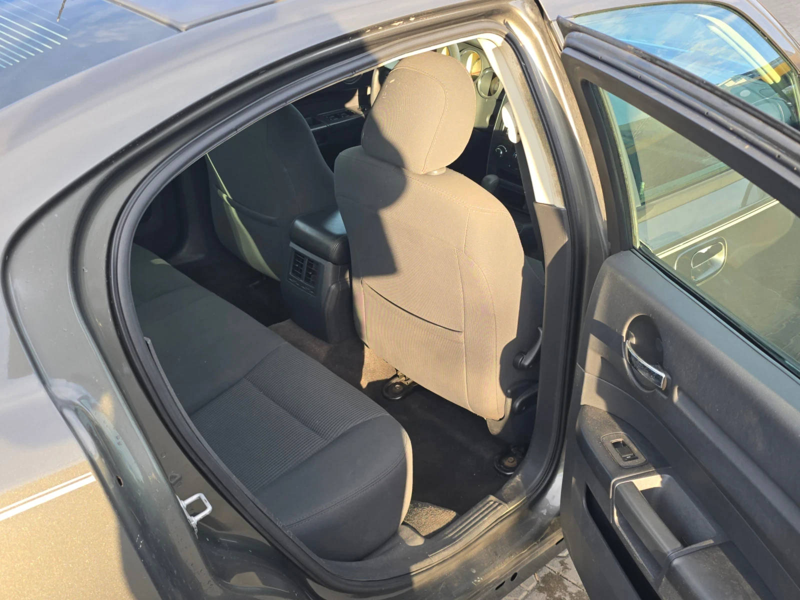 Dodge Charger SE 2.7, снимка 7 - Автомобили и джипове - 56325086