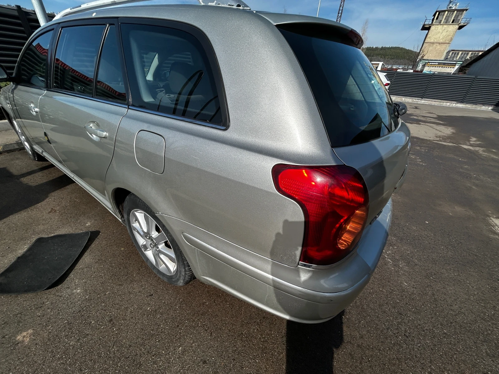 Toyota Avensis | Mobile.bg � ����������� 7