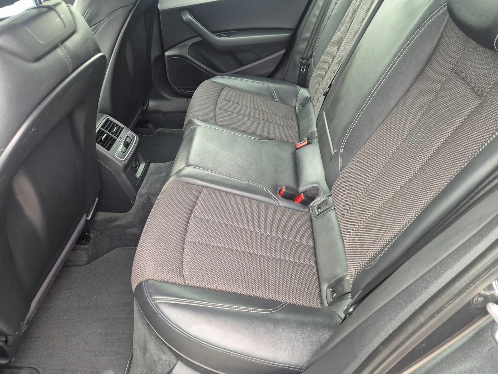 Audi A4 3.0 TDI S-line, снимка 11 - Автомобили и джипове - 53921380