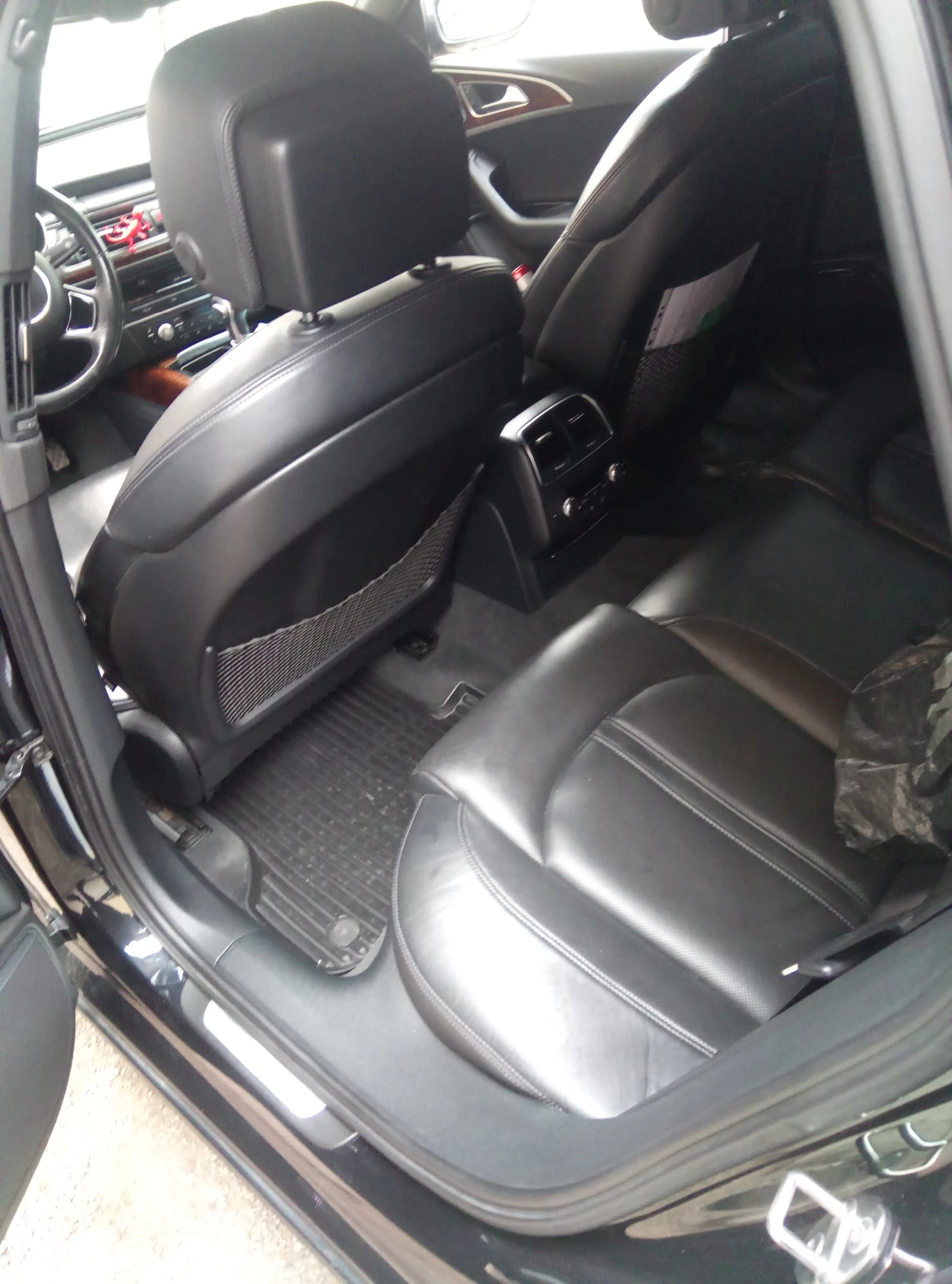 Audi A6 3.0TDI 7G, снимка 10 - Автомобили и джипове - 54352100