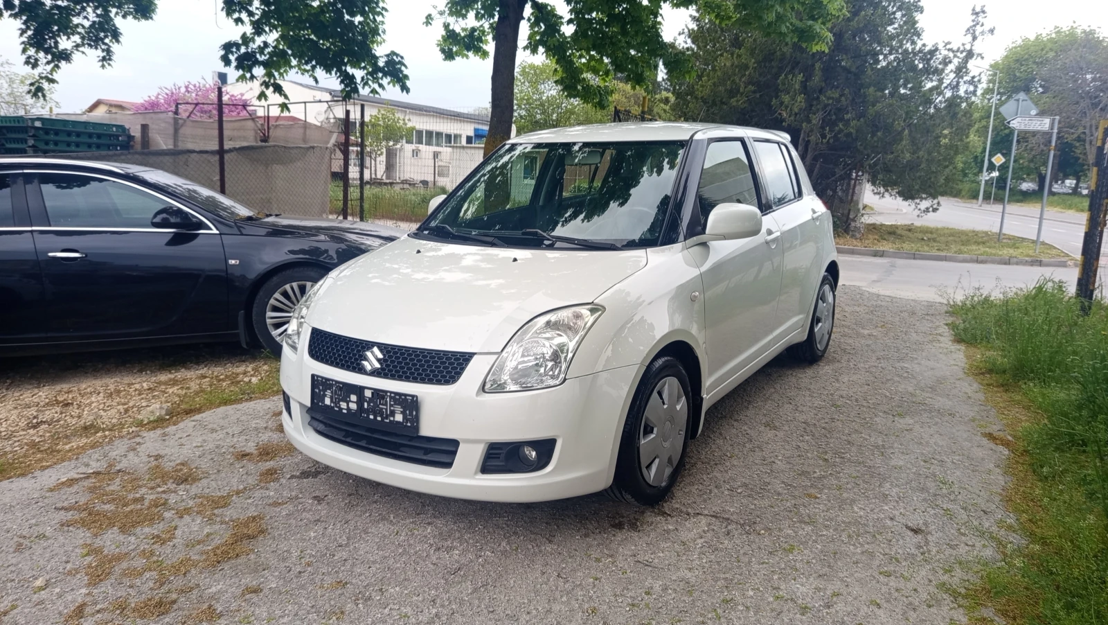Suzuki Swift 1.3 FACELIFT KLIMA ВЕРИГА, снимка 5 - Автомобили и джипове - 54486599