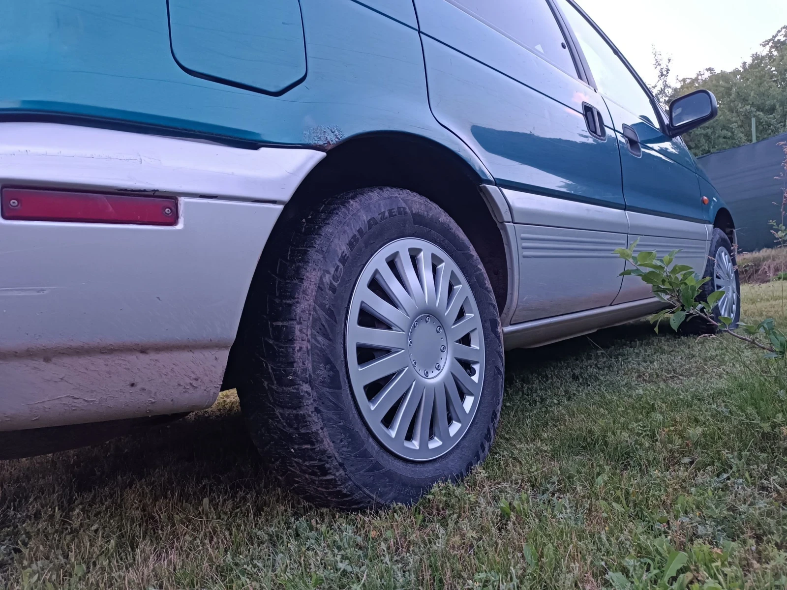 Mitsubishi Space runner 1, 8 4х4 , снимка 9 - Автомобили и джипове - 54773937