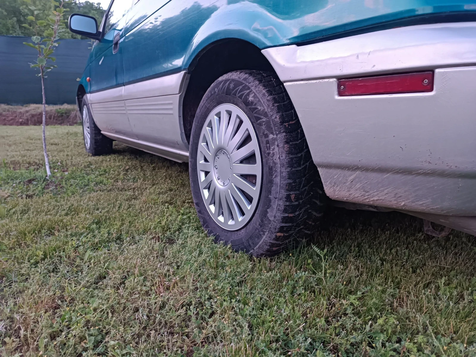 Mitsubishi Space runner 1, 8 4х4 , снимка 8 - Автомобили и джипове - 54773937