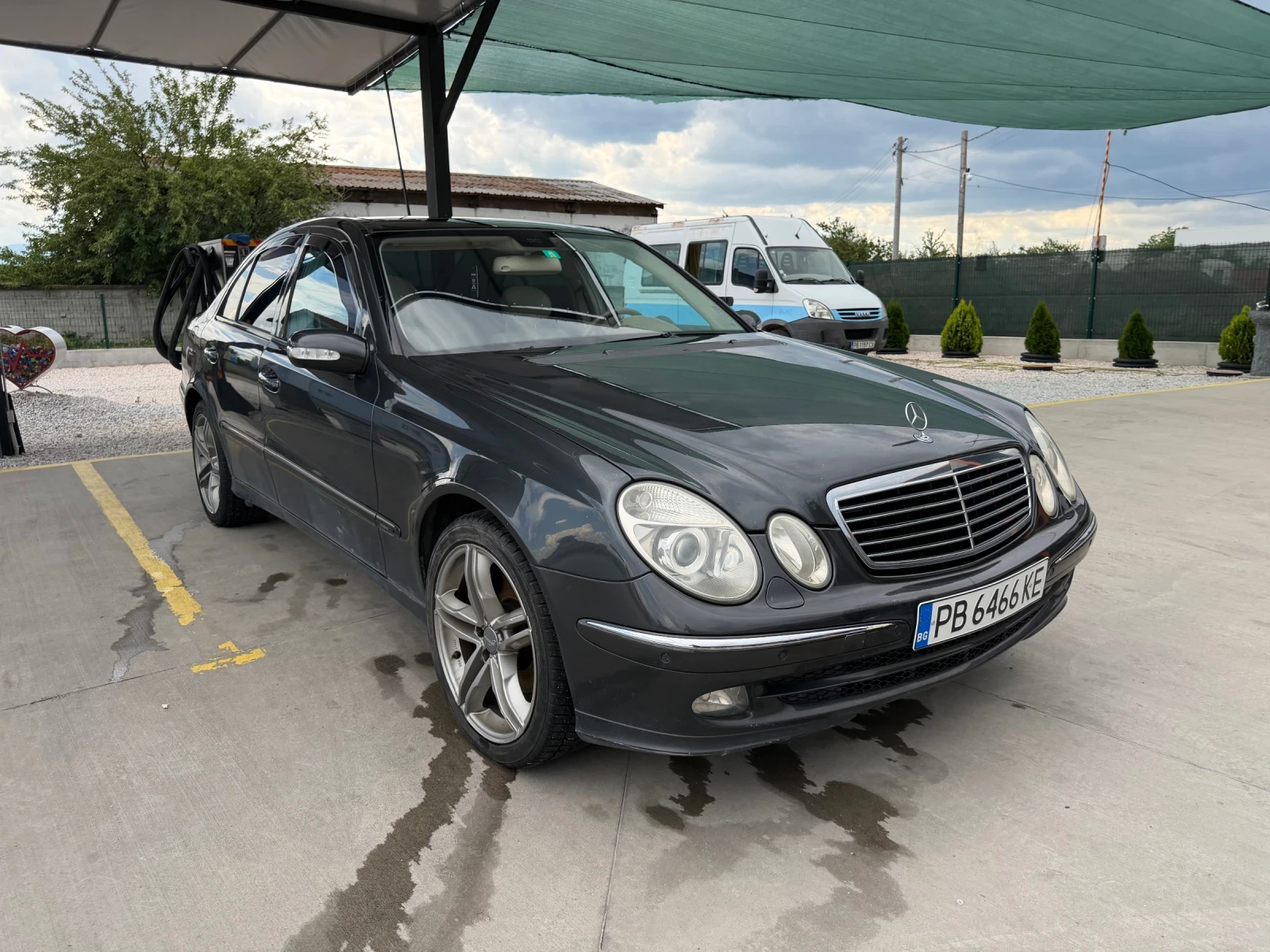 Mercedes-Benz E 320 4Matik AIRmatik, снимка 2 - Автомобили и джипове - 54821680