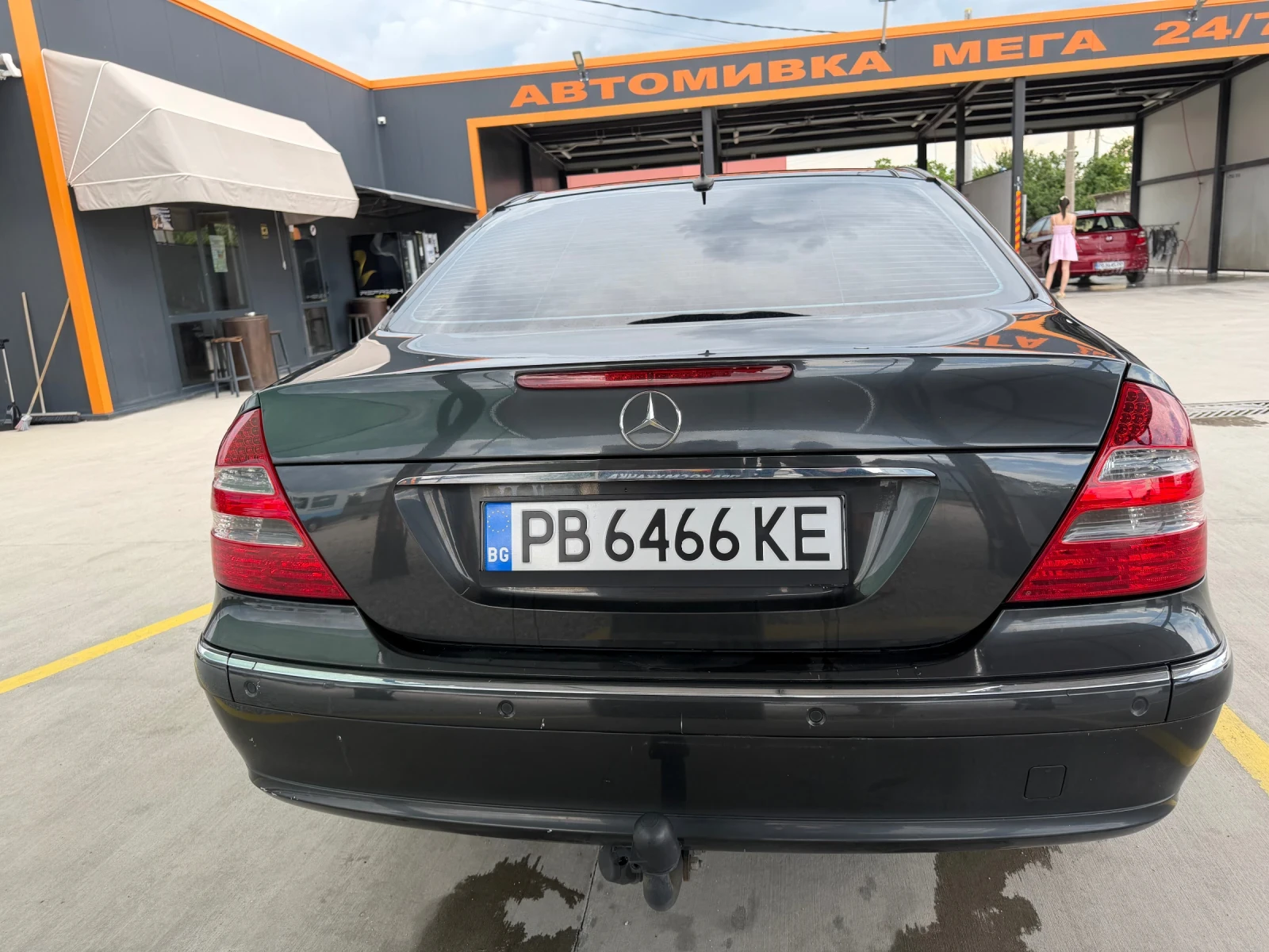 Mercedes-Benz E 320 4Matik AIRmatik, снимка 5 - Автомобили и джипове - 54821680