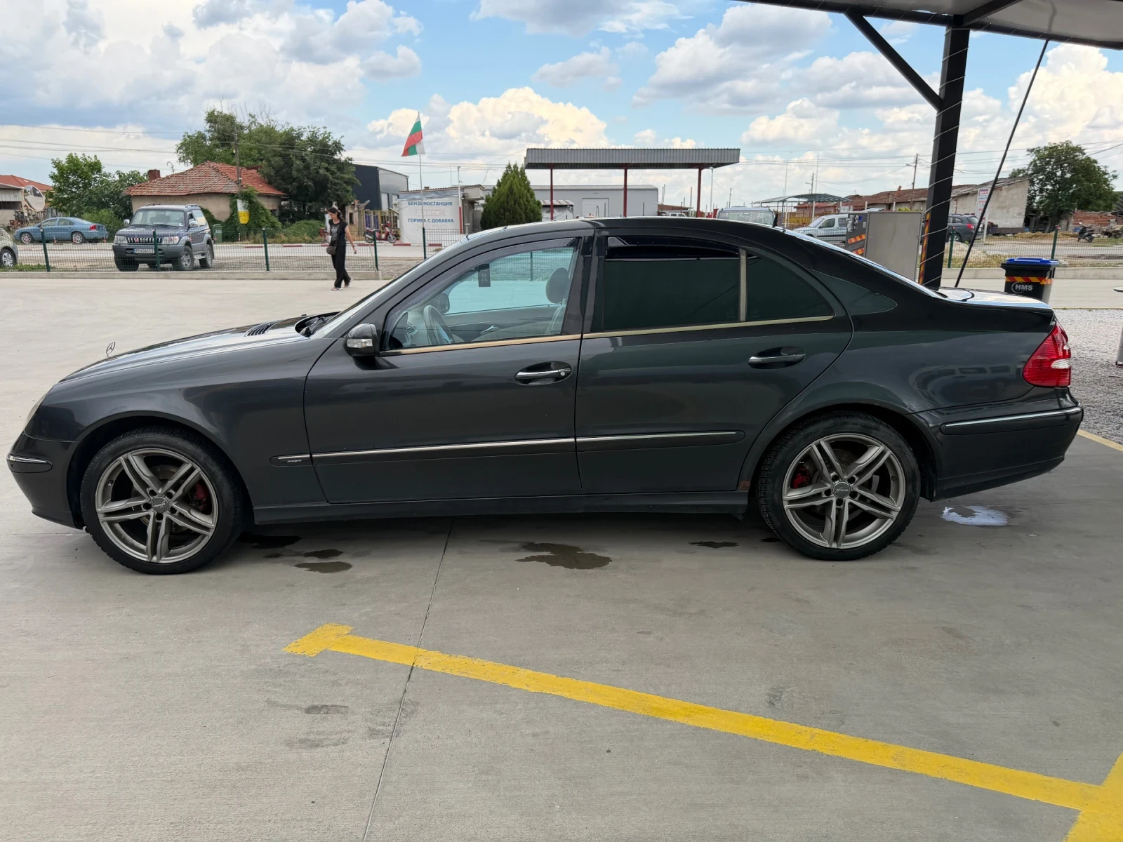 Mercedes-Benz E 320 4Matik AIRmatik, снимка 7 - Автомобили и джипове - 54821680