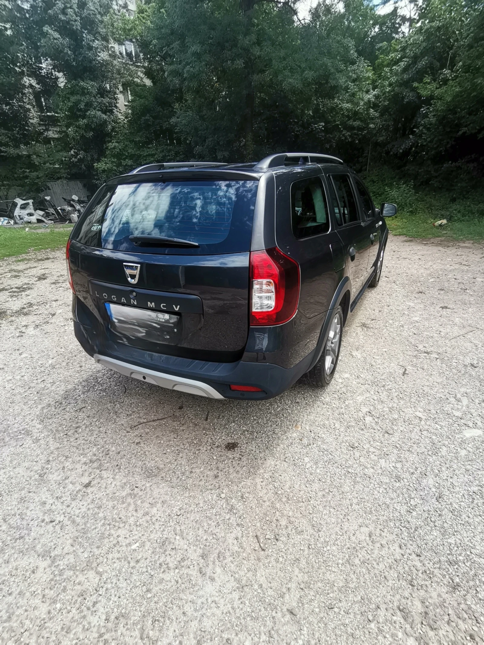 Dacia Logan 1.5 dci 90 к.с Stepway, снимка 10 - Автомобили и джипове - 55162929