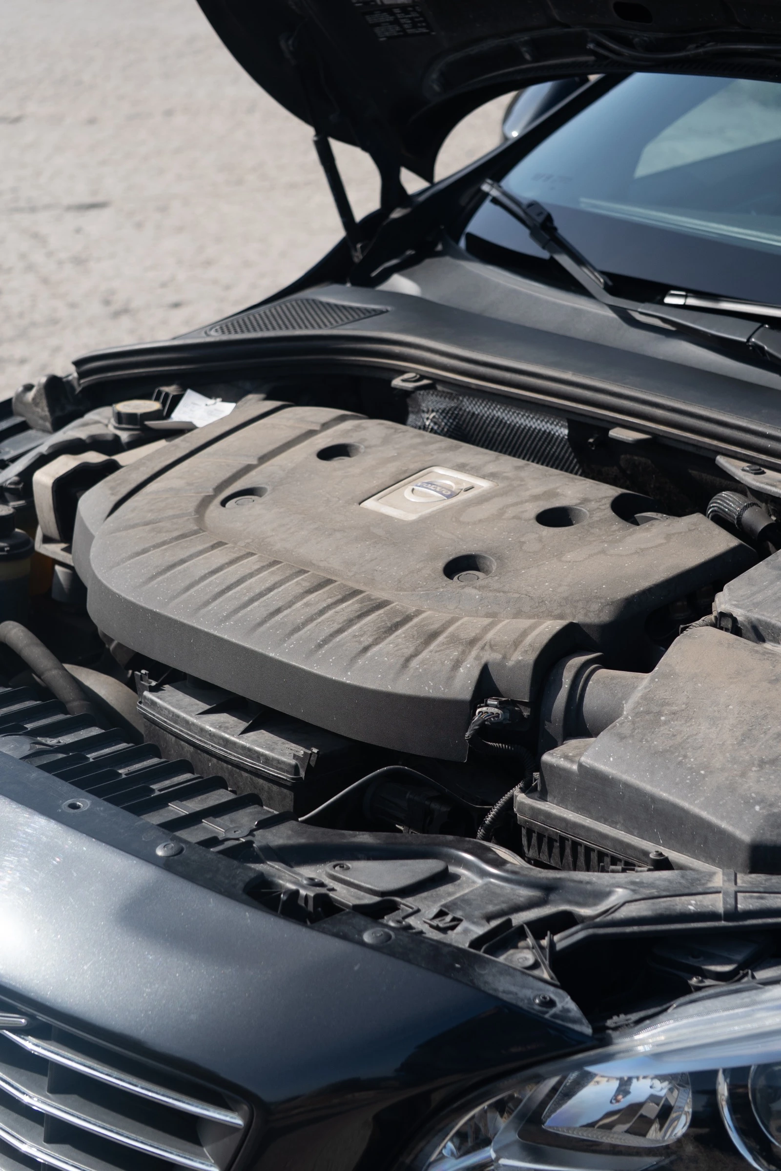 Volvo V60 D4 Business Edition, снимка 14 - Автомобили и джипове - 55341502