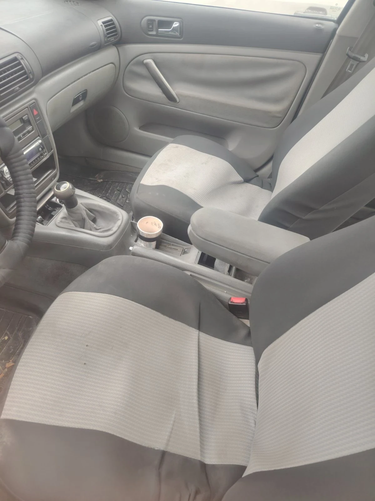 VW Passat 2.3, снимка 3 - Автомобили и джипове - 55444708