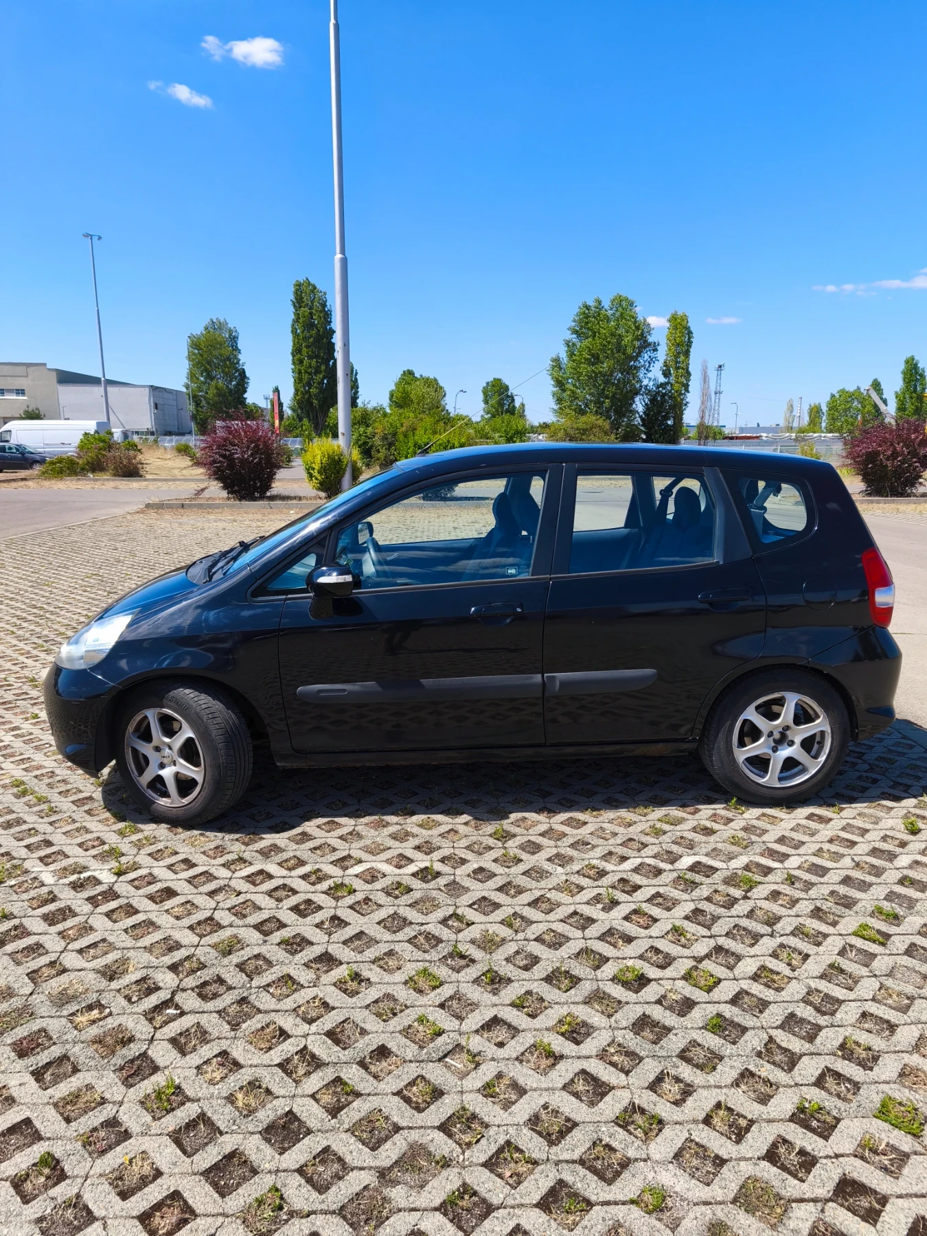 Honda Jazz 1.4 Facelift, снимка 3 - Автомобили и джипове - 55673470