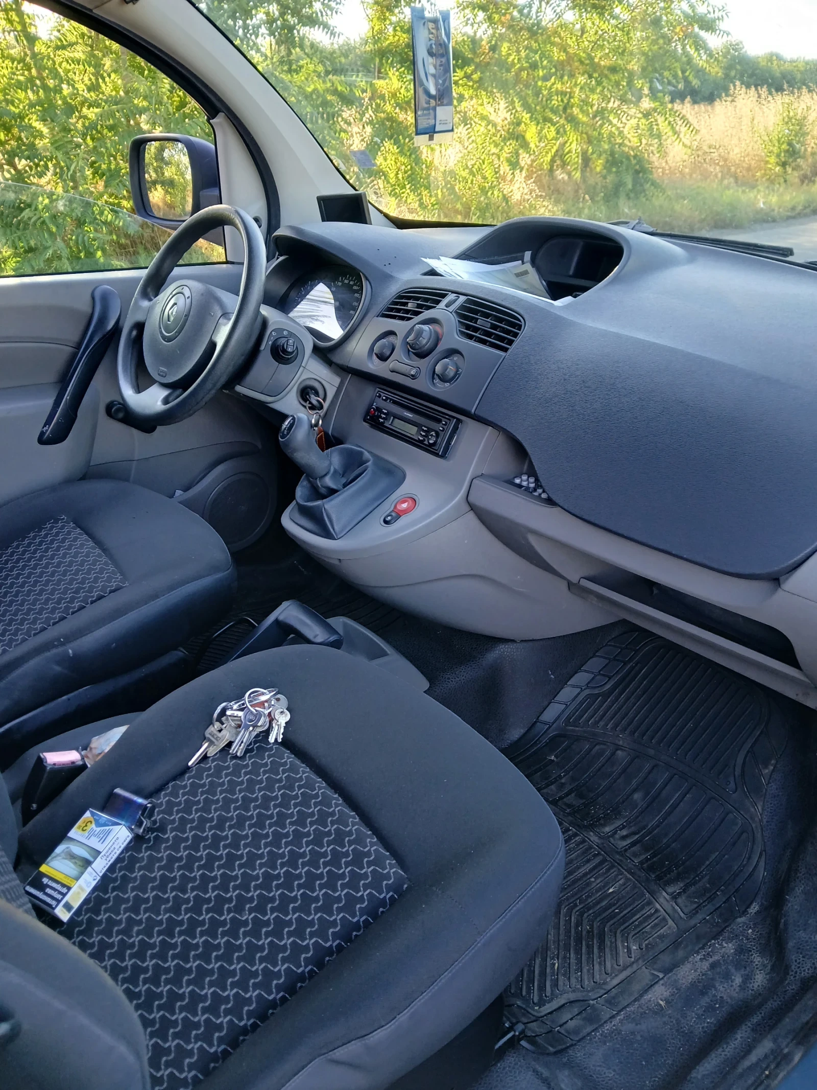 Renault Kangoo, снимка 7 - Автомобили и джипове - 55830037