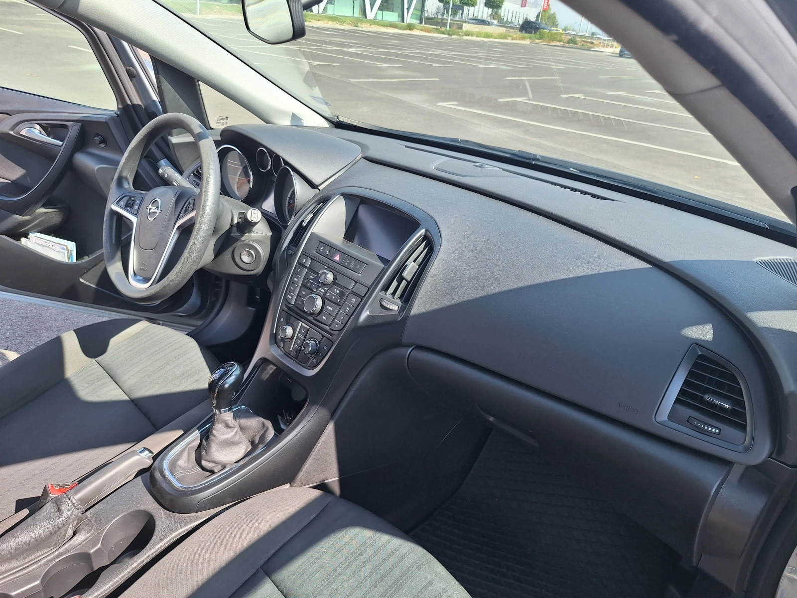 Opel Astra J, снимка 6 - Автомобили и джипове - 56061168