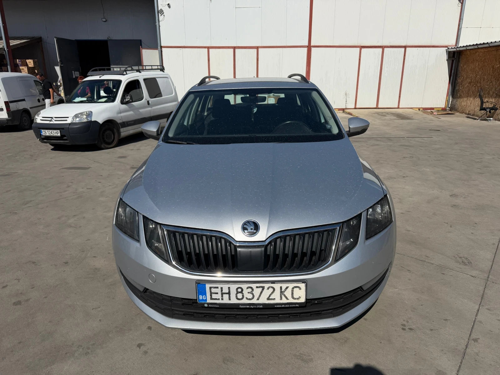 Skoda Octavia 1.4 МЕТАН, снимка 9 - Автомобили и джипове - 56231081