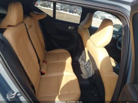 Volvo XC40 2.0l T5 Momentum, снимка 8