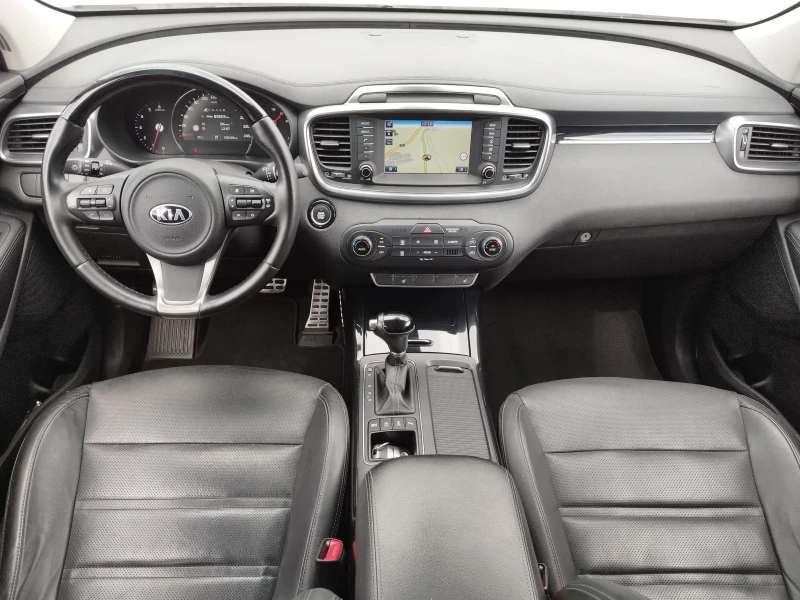 Kia Sorento 2.2CRDI 200ксREBEL, снимка 11 - Автомобили и джипове - 46638422