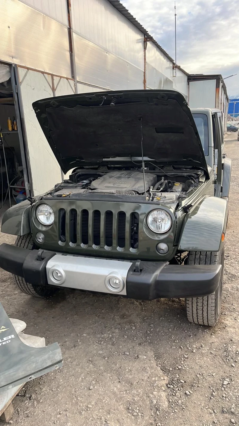 Jeep Wrangler, снимка 2 - Автомобили и джипове - 49358687