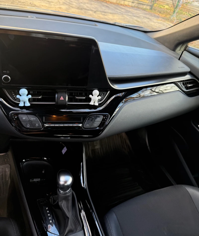 Toyota C-HR 1.8 CLUB 2023, снимка 5 - Автомобили и джипове - 52507505