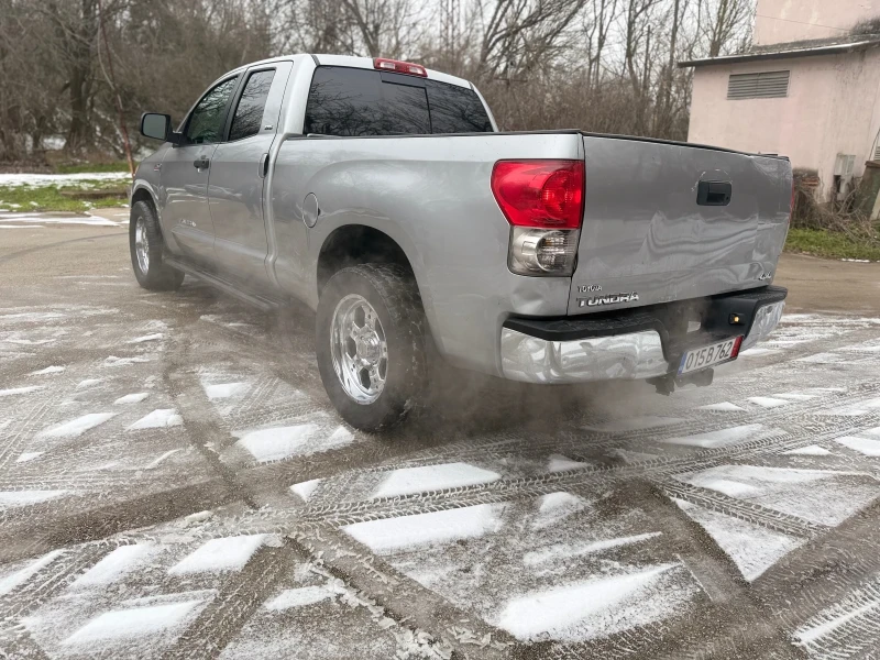 Toyota Tundra, снимка 5 - Автомобили и джипове - 53260962
