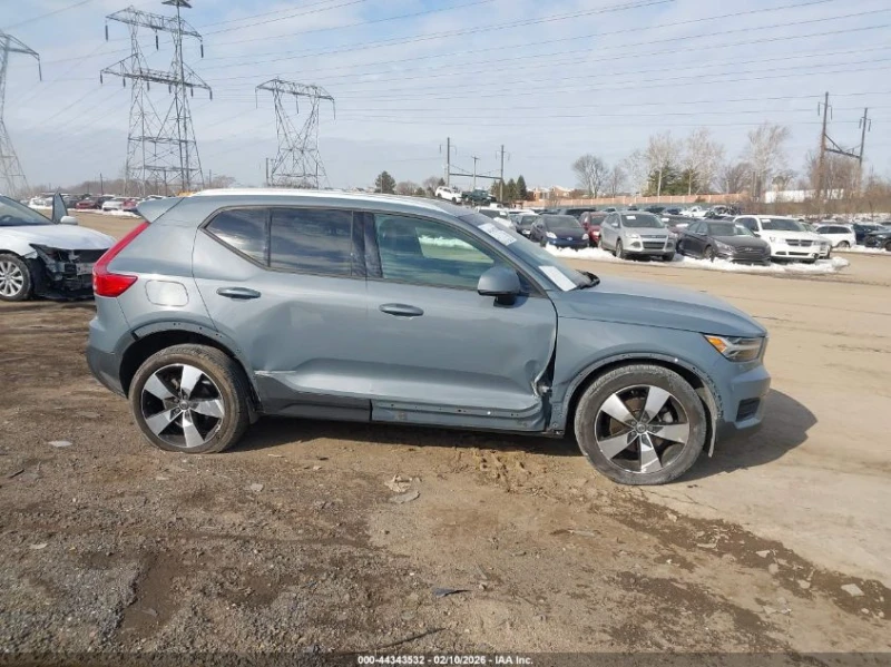 Volvo XC40 2.0l T5 Momentum, снимка 6 - Автомобили и джипове - 53502180