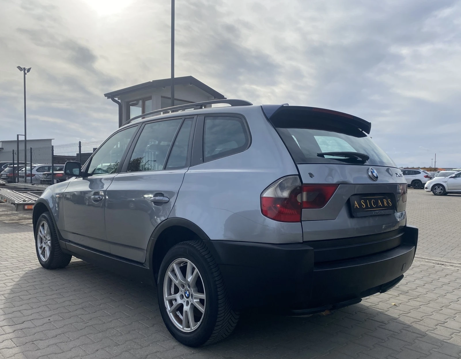 BMW X3 2.0D - изображение 3