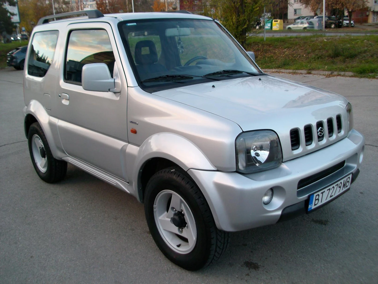 Suzuki Jimny 1.3i Klimatik  ITALIQ  OTLICHNO SASTOQNIE - изображение 3