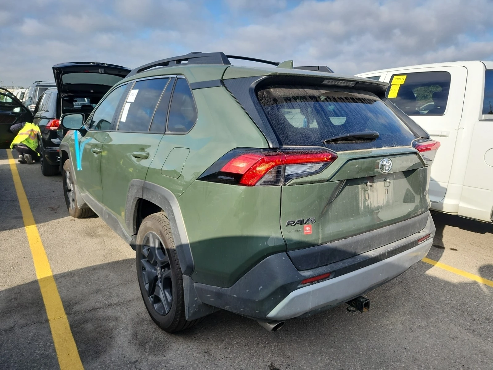 Toyota Rav4 TRAIL AWD 2.5L CARFAX * * АВТО КРЕДИТ * *  - изображение 2