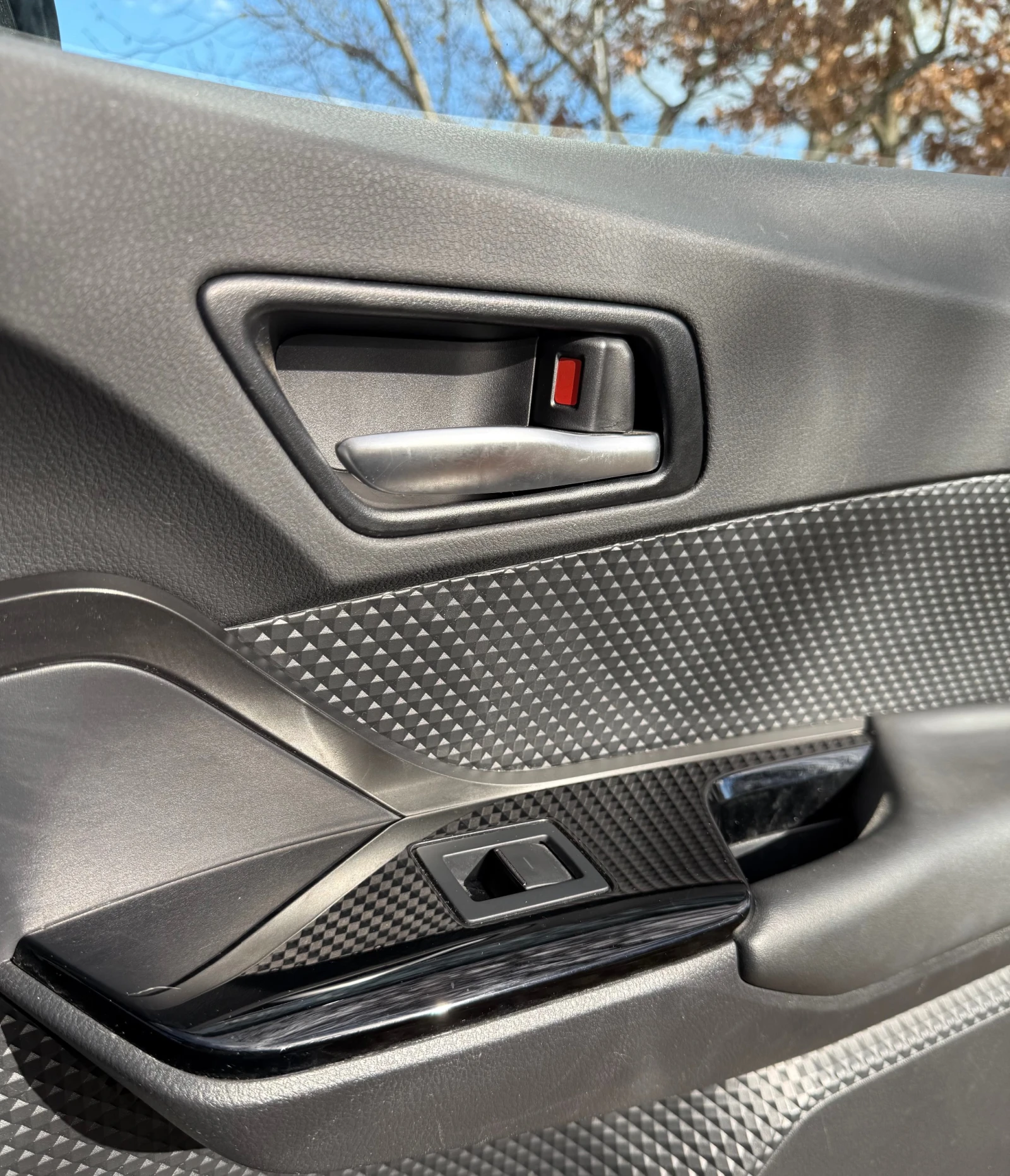 Toyota C-HR 1.8 CLUB 2023 | Mobile.bg � ����������� 8